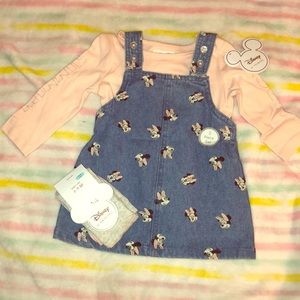 Dress and leggings set.